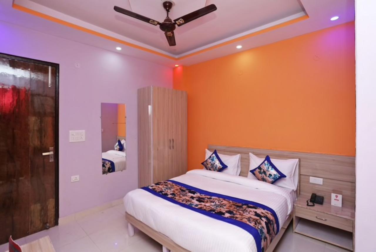 Hotel Airport D'Capitol Yeni Delhi Dış mekan fotoğraf